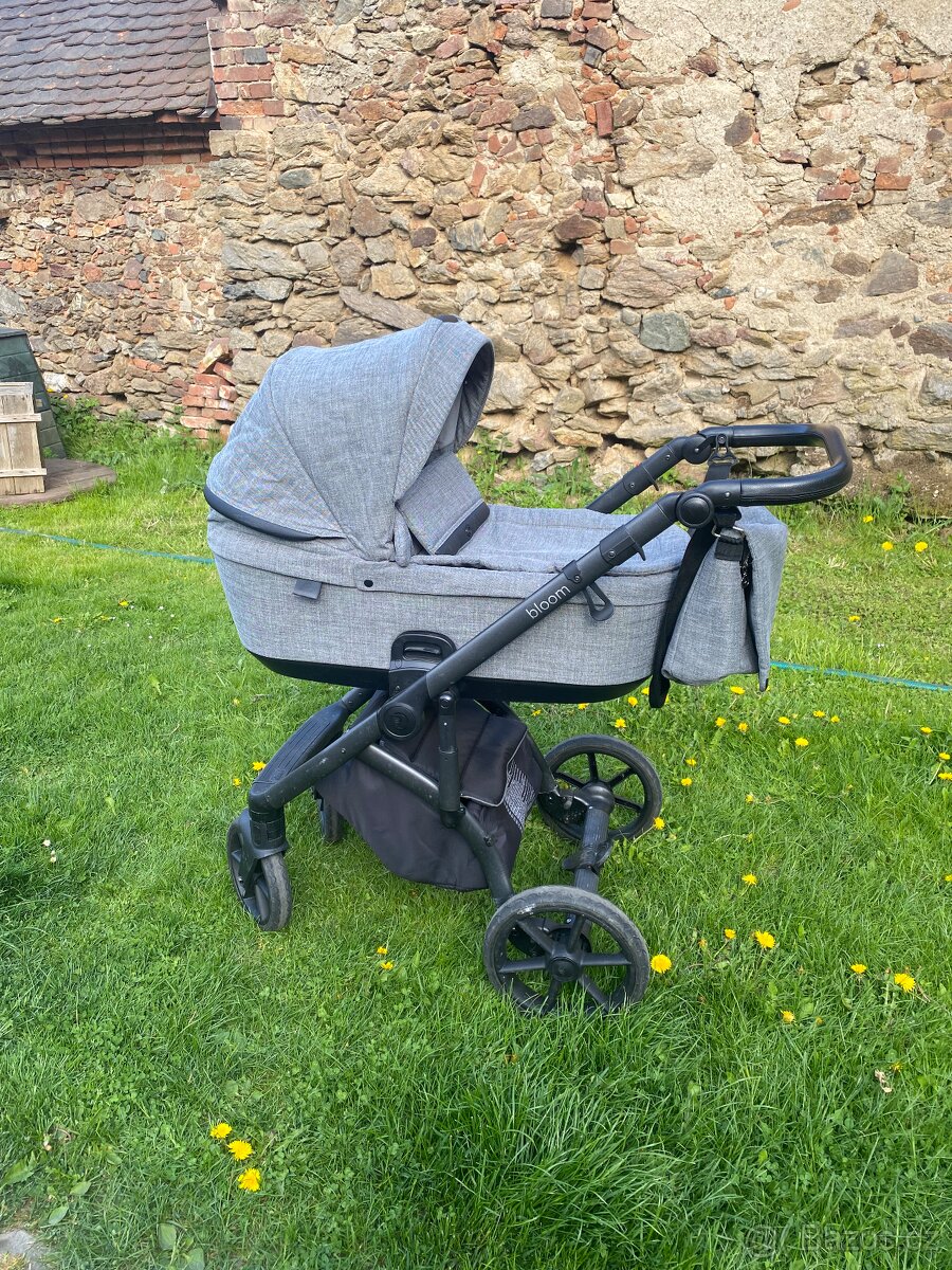Kočárek Roan Bloom dvojkombinace