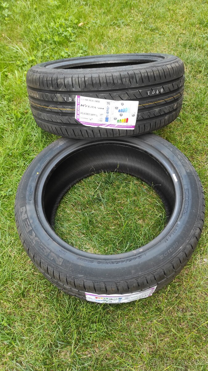 prodám pneu 245/45 18"