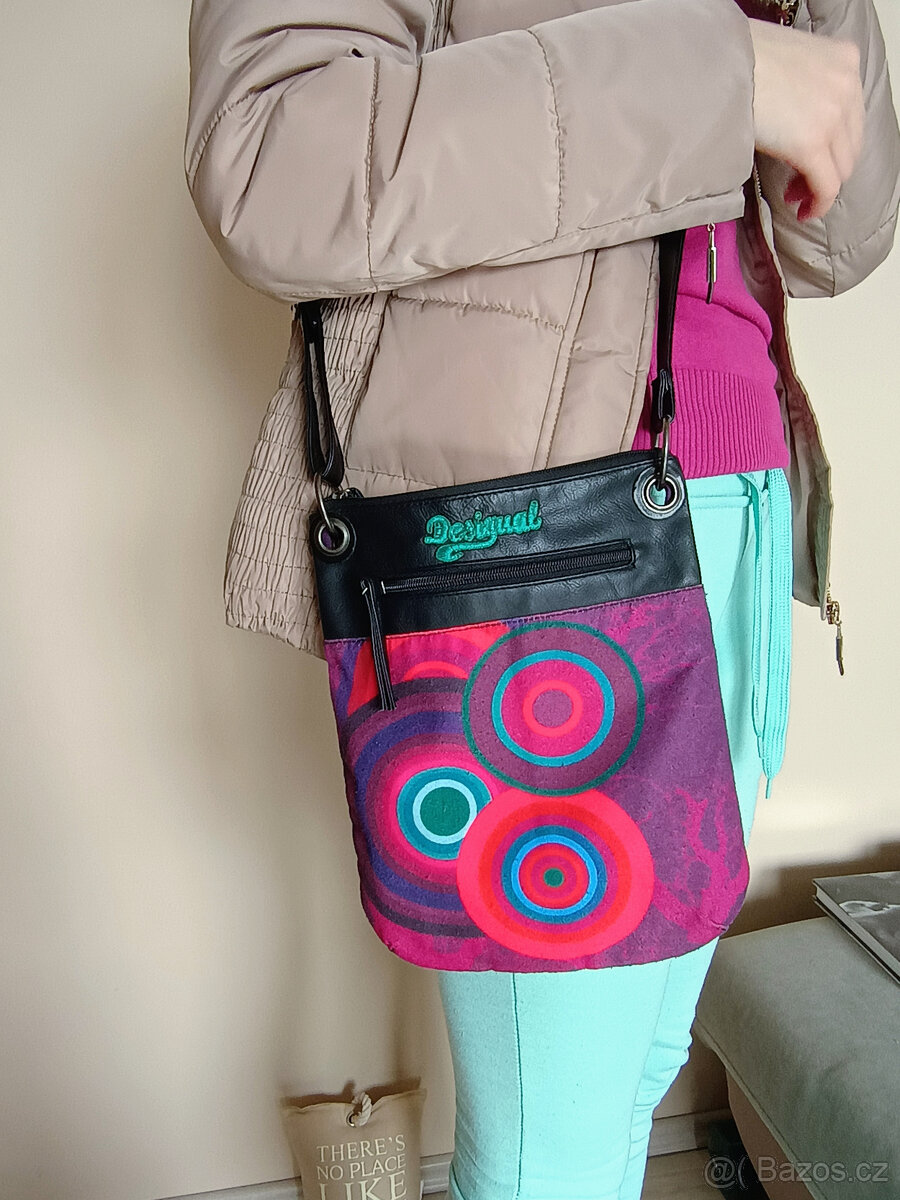 Dámská kabelka crosbody Desigual