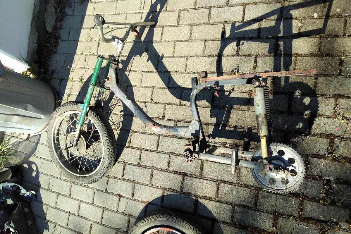 Rám Jawa pionýr