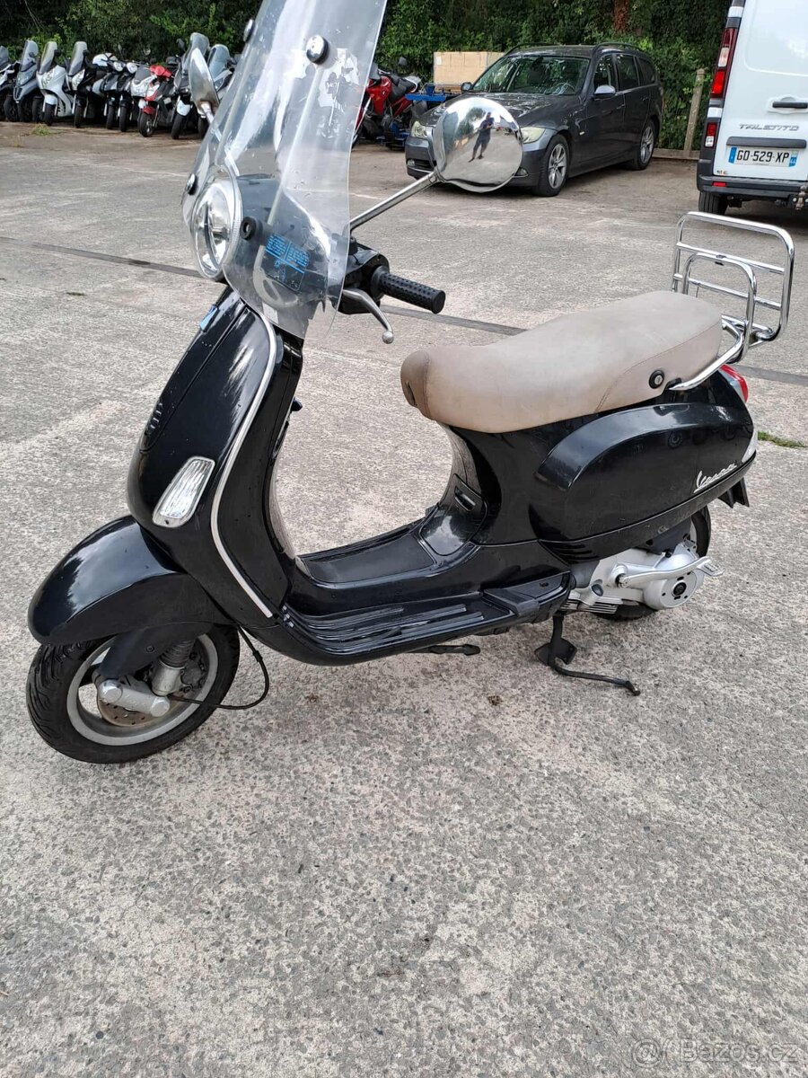 Piaggio Vespa 125 LX