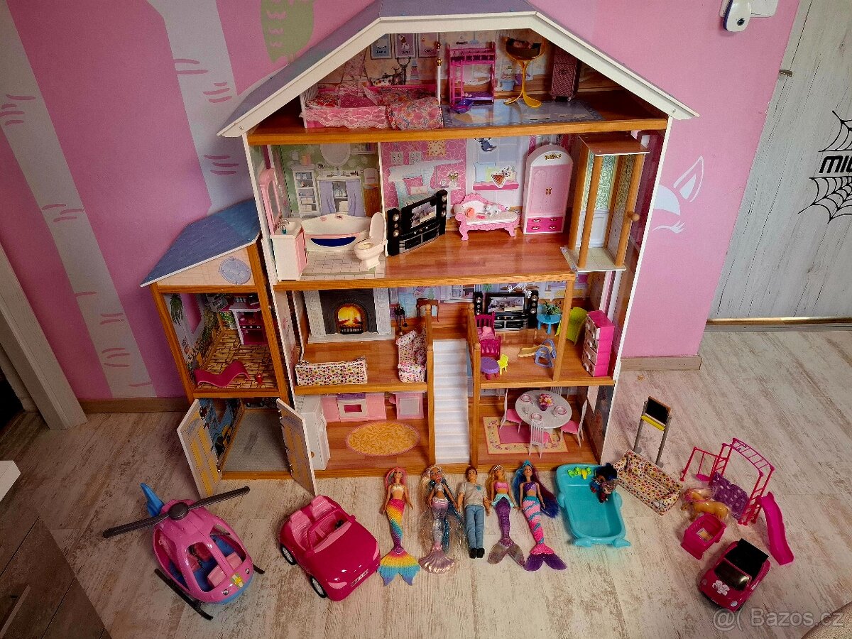 Domeček pro panenky / barbie
