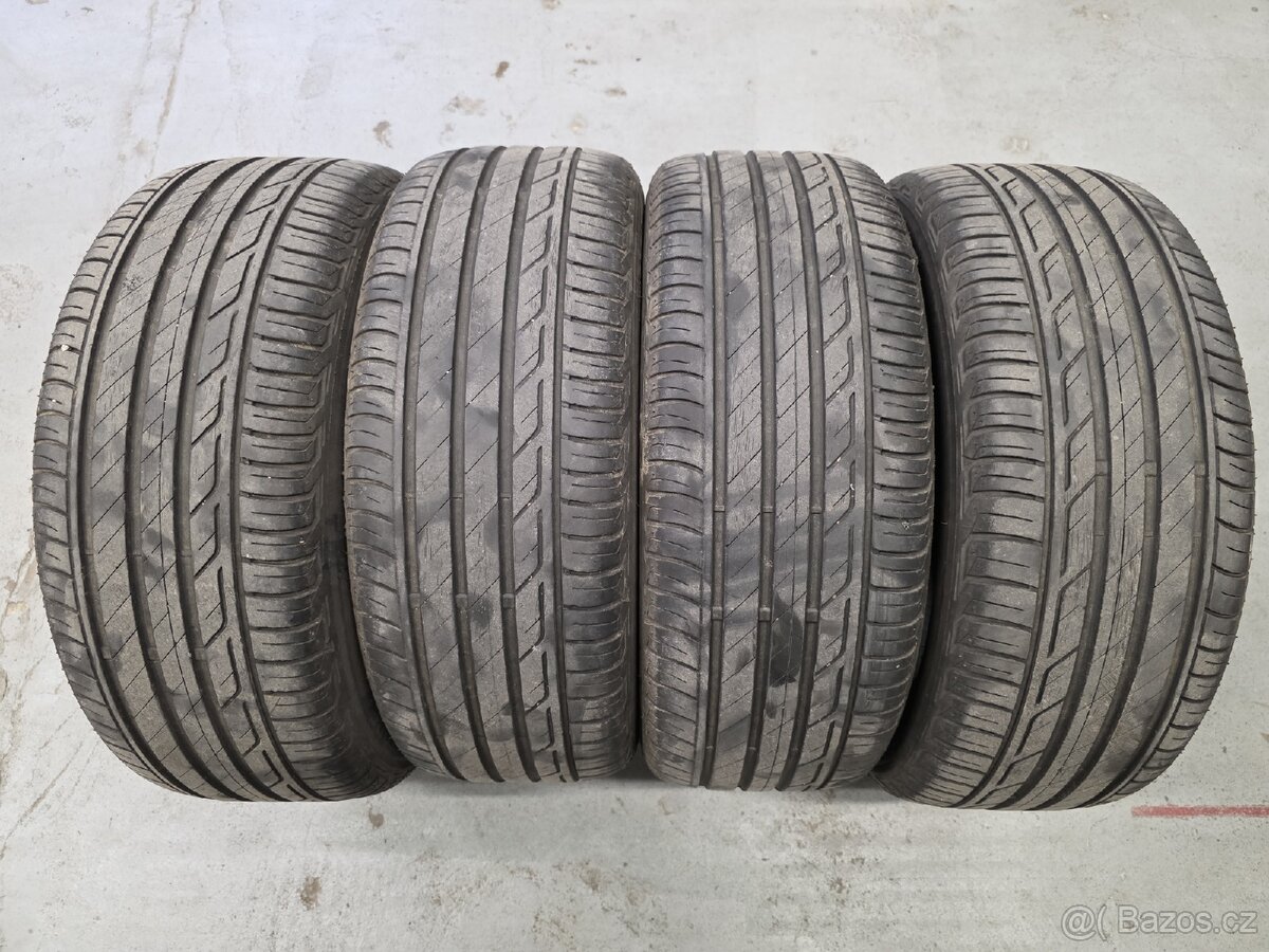 Letní pneu 215/55R17 Bridgestone Turanza