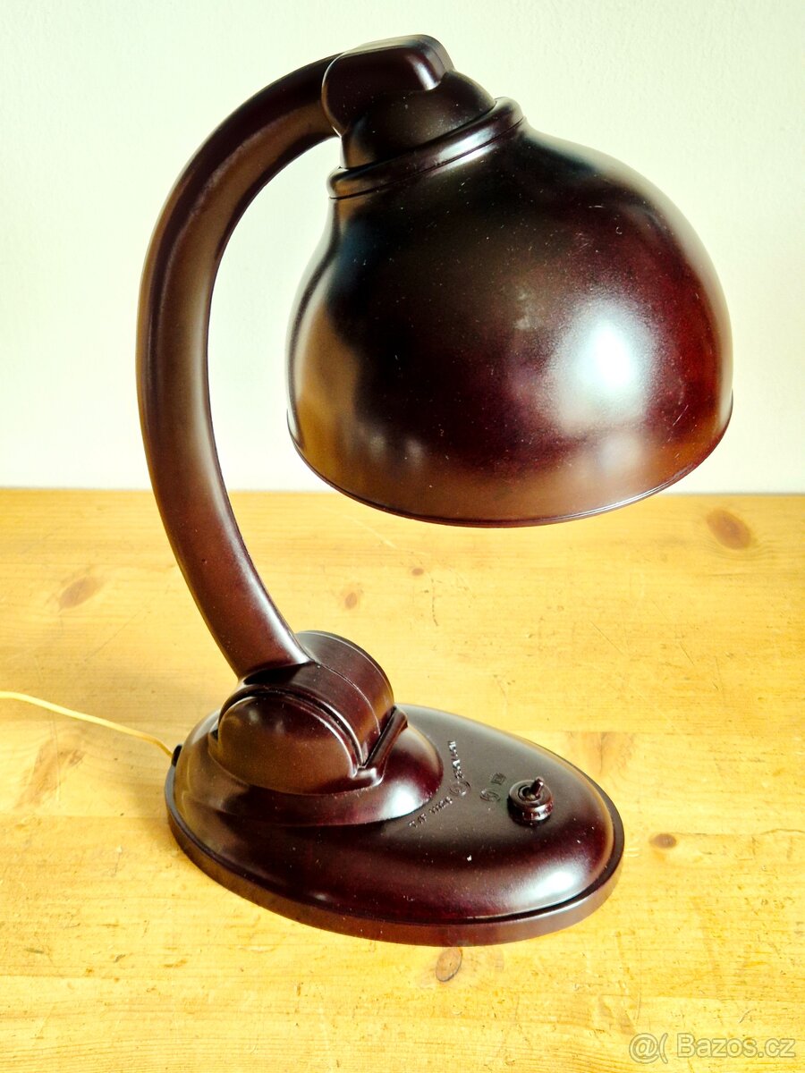 Bakelitová stolní lampa, typ 11126