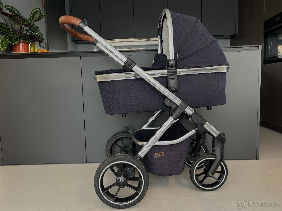 Kočárek Moon Scala 2020