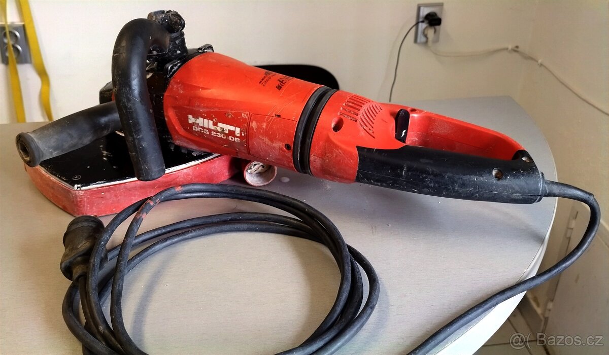 Elektrická úhlová bruska HILTI DCG 230 DB