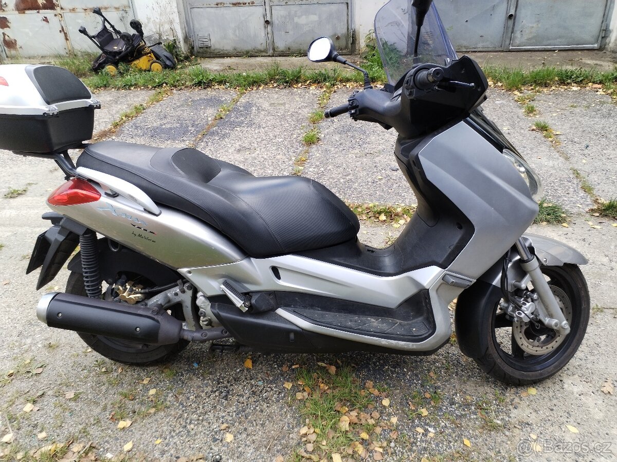 Yamaha X Max 250
