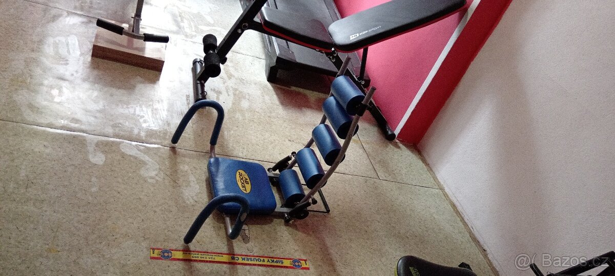 posilovač břišních svalů AB ROCKET