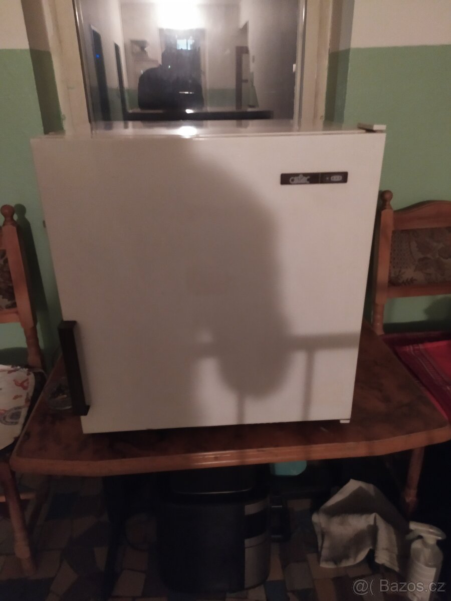 Prodám šuplikovy mrazák