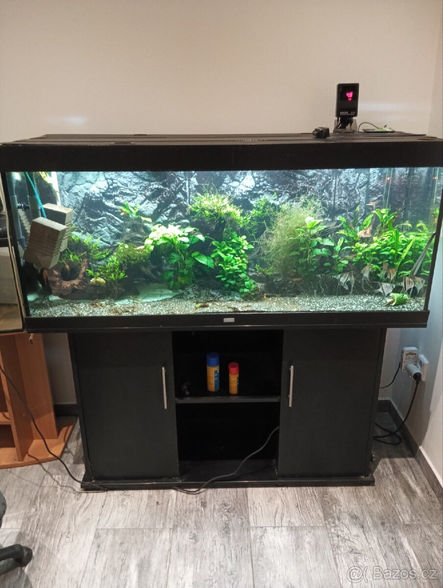 Prodej akvaria Juwel 450