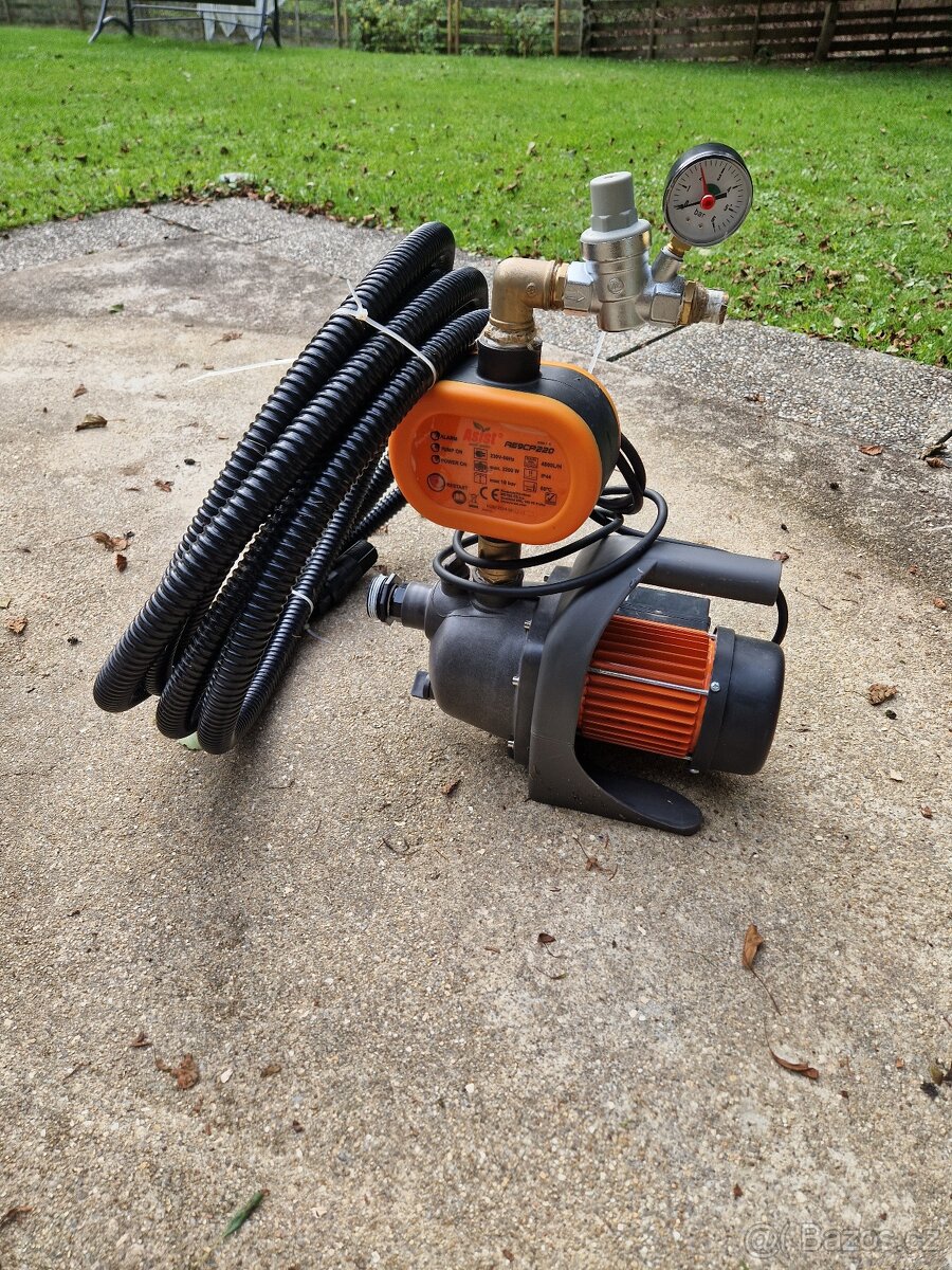 Zahradní čerpadlo s tlakovým spínačem