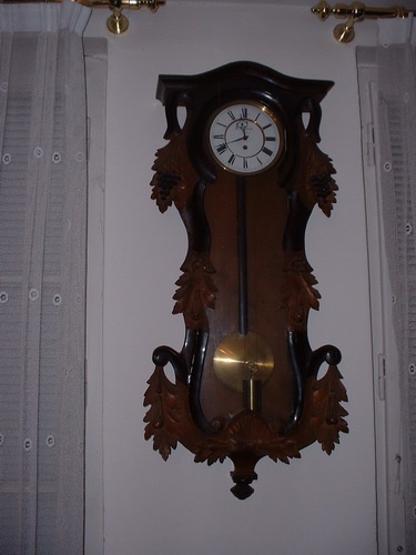 nádherné vyřezávané 1 závažové hodiny, kol.r.1880