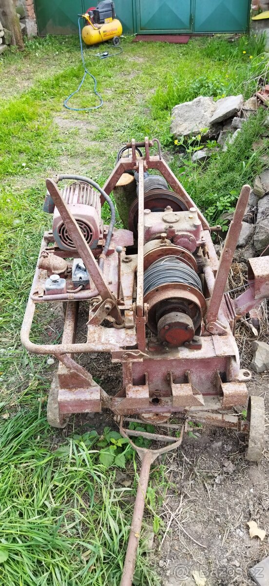 Naviják za Traktor do lesa i na Pole je i na 380V