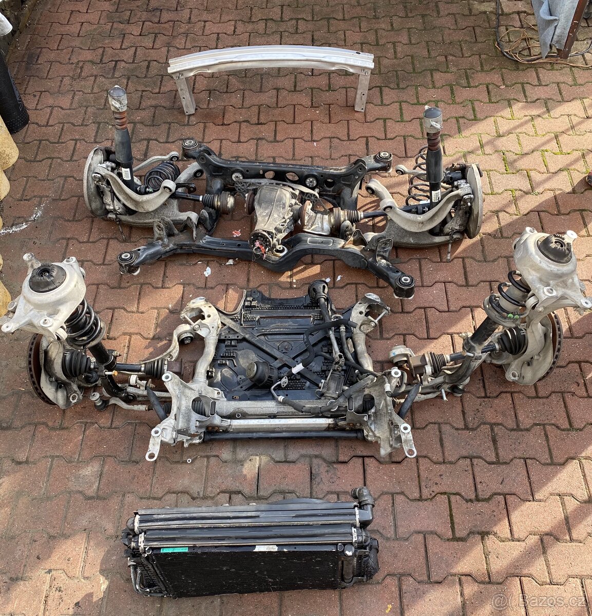 Komplet přední a zadní náprava Audi Q5