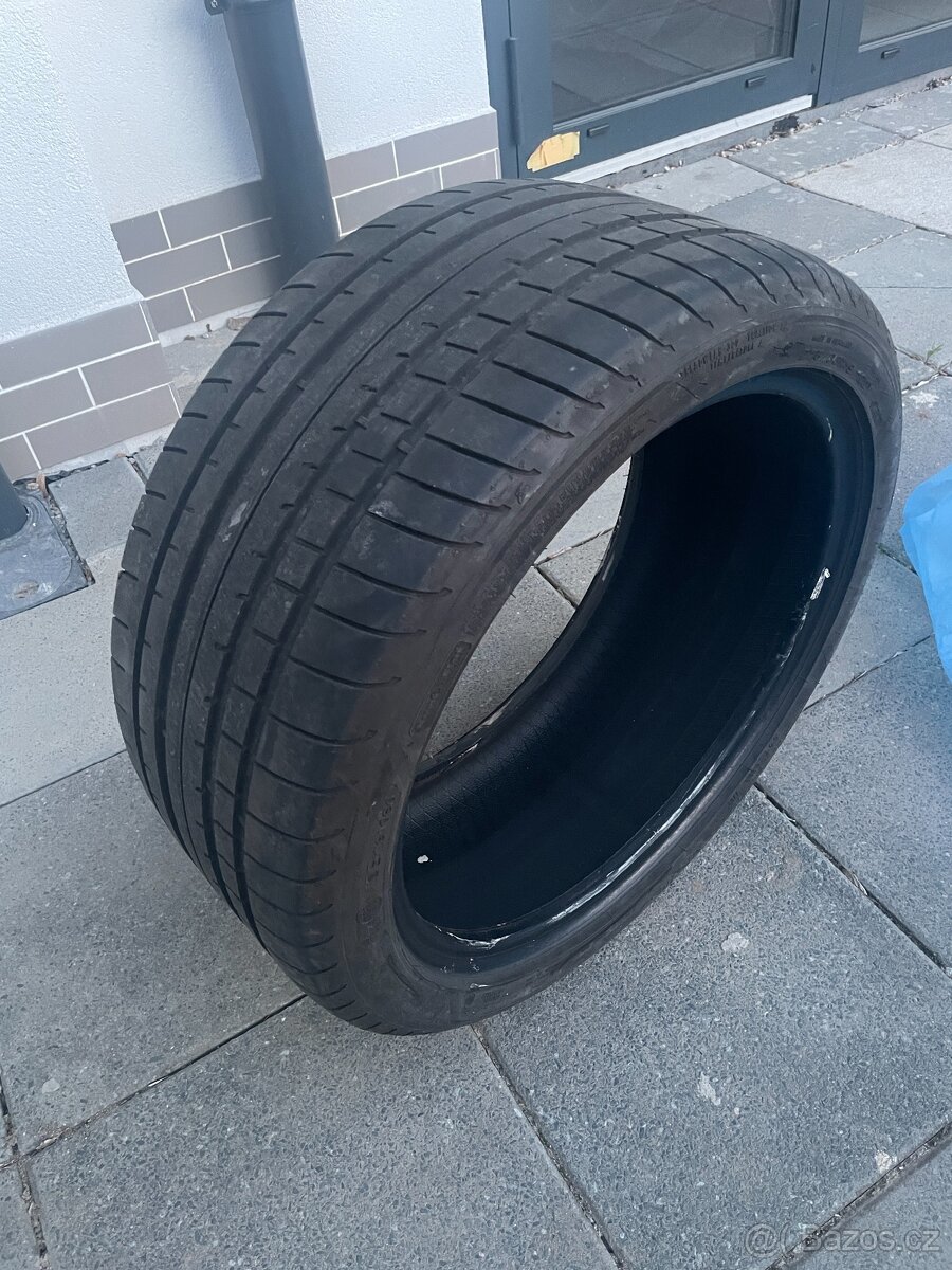 Prodám letní pneu Good Year 275/35 R 19