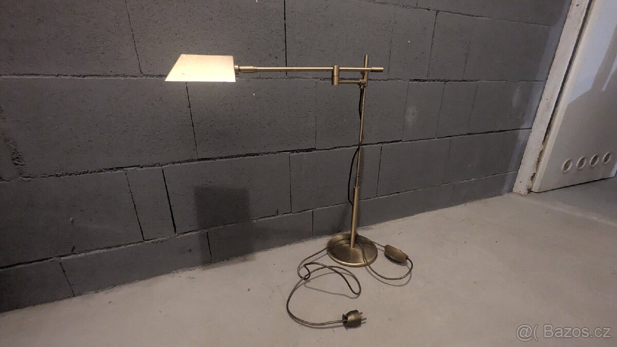 Stolní lampa mosaz.