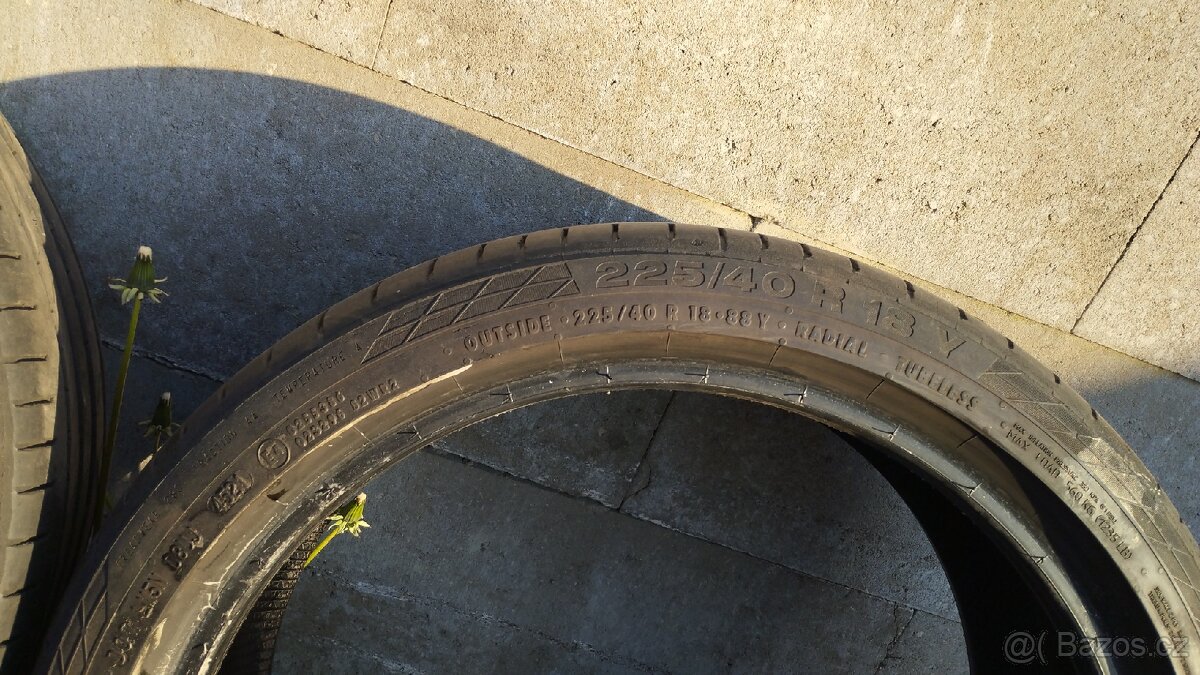 Prodám pneu 225/40 r18 Continental