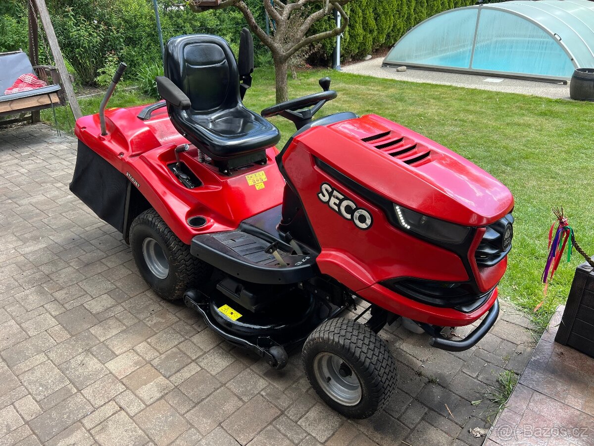 Zahradní traktůrek traktor ČR SECO P5 2 válec 23HP Vanguard