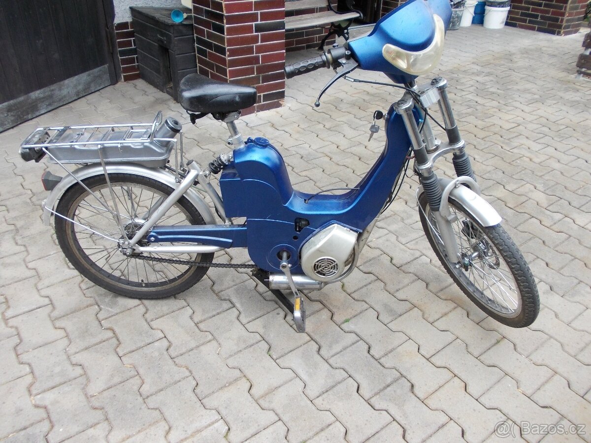 Moped-motokolo YAKIMOTO