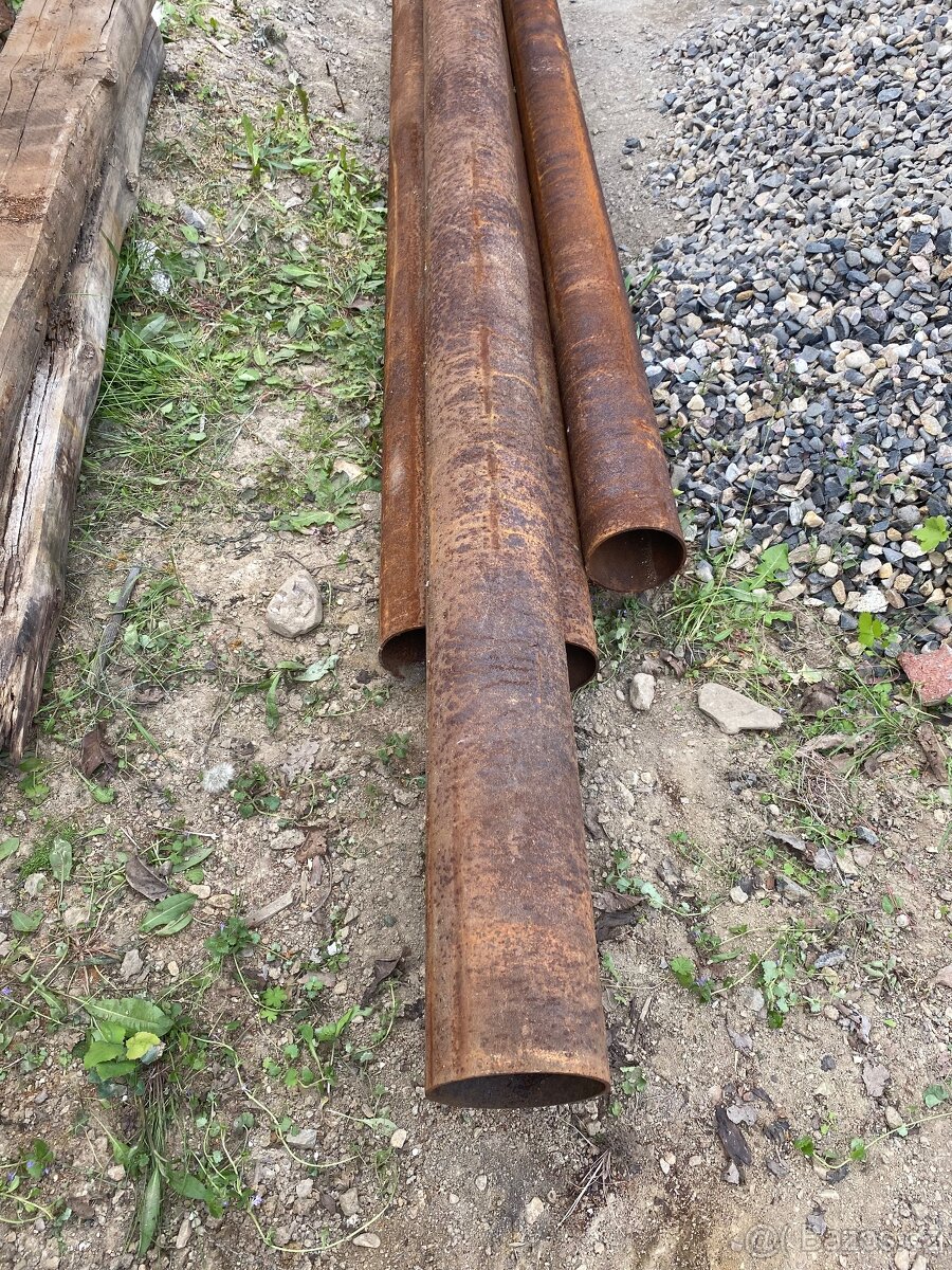 Hutní materiál trubky