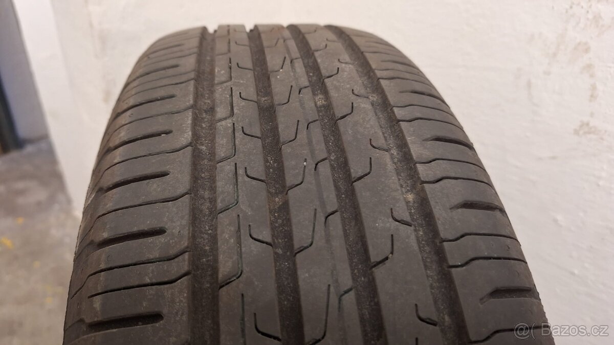 215/65/17 V-XL Continental Eco contact 6