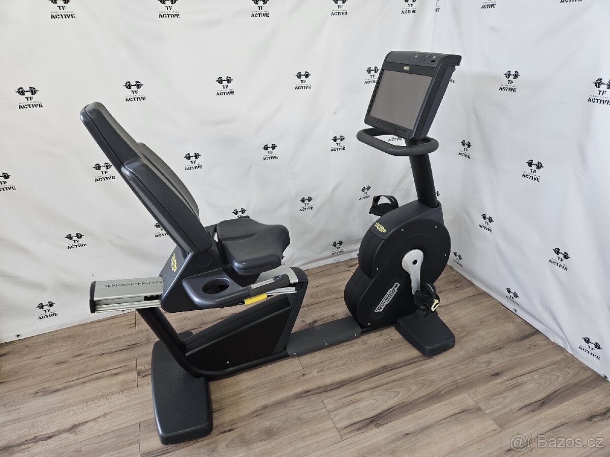 Ležící kolo Technogym unity