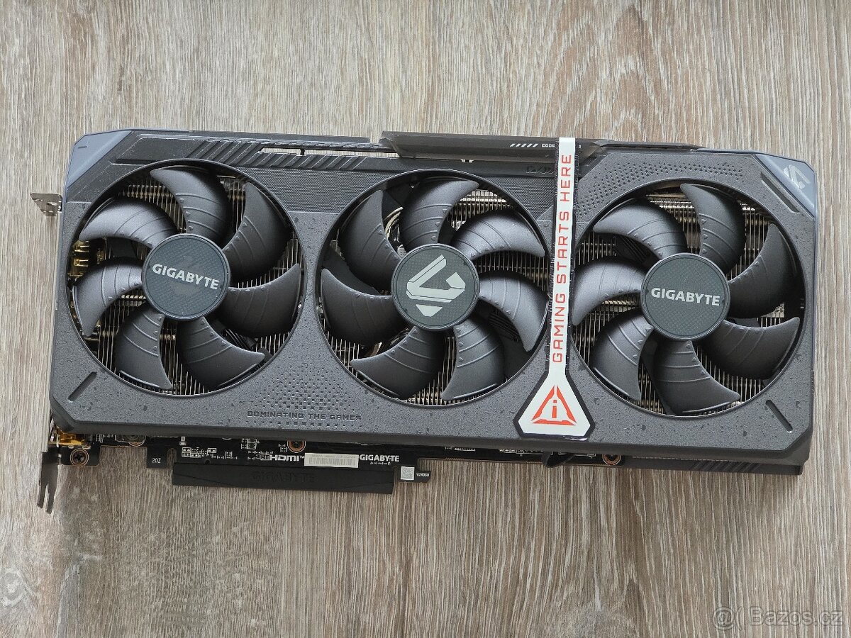 GIGABYTE Radeon RX 9070 XT GAMING OC 16G v záruce