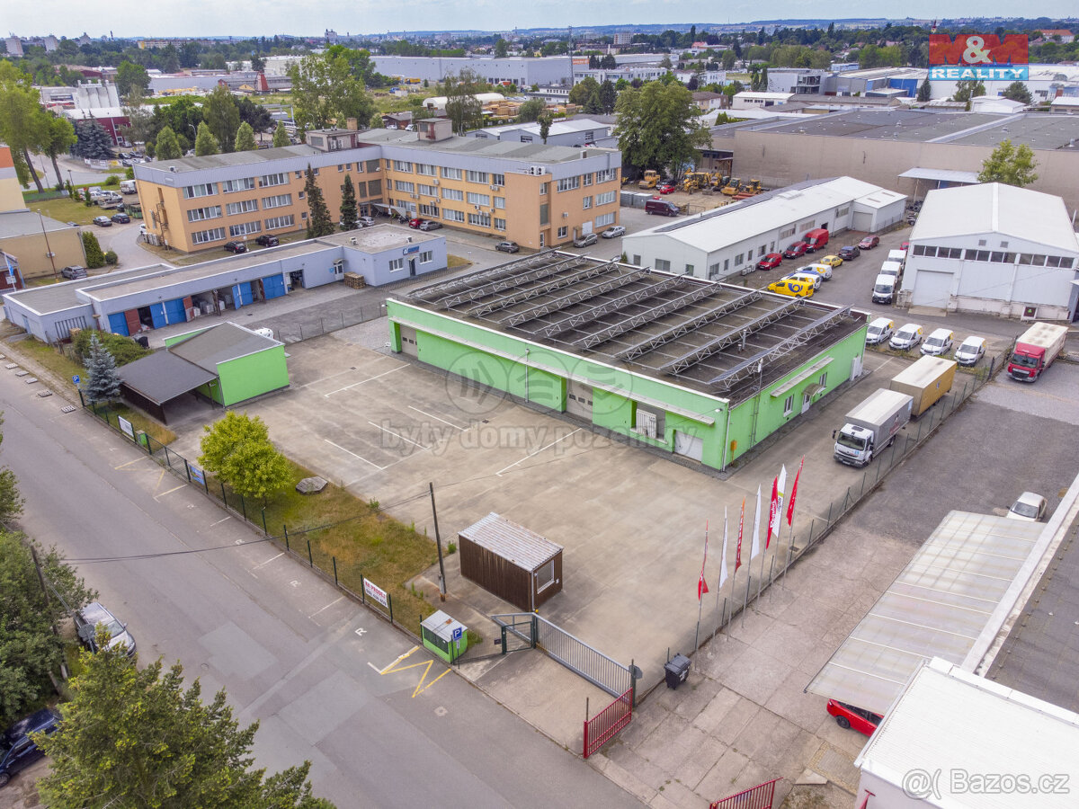 Pronájem skladu, 1072 m², Hradec Králové, ul. Stavební