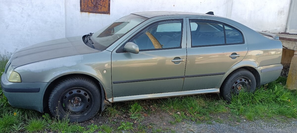 Octavia 1.9 Tdi 66 kW na náhradní díly