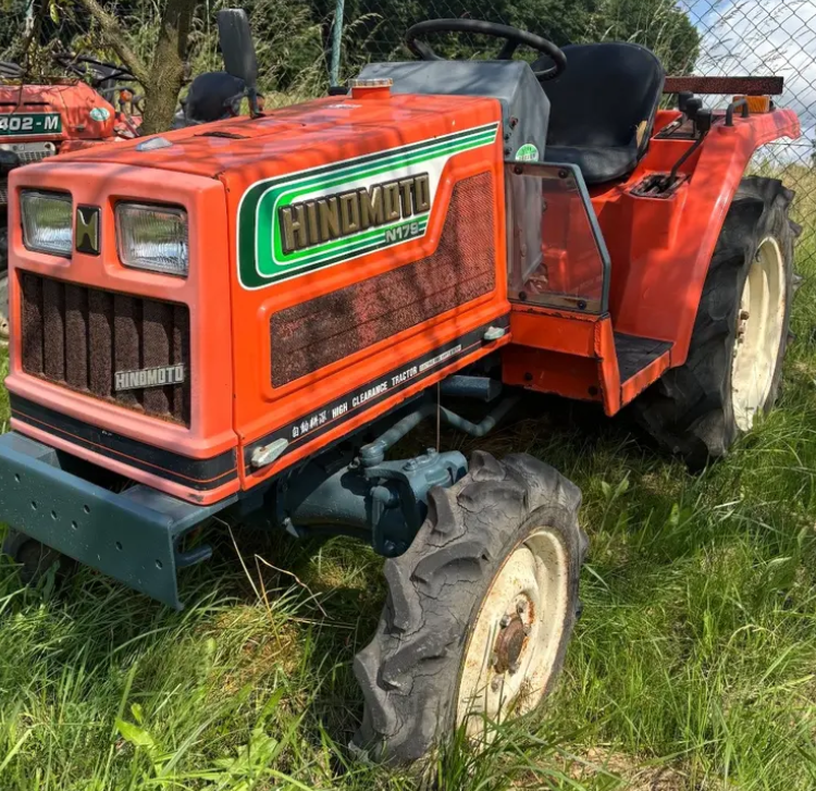 Traktor Hinomoto N179, malotraktor 17 koní