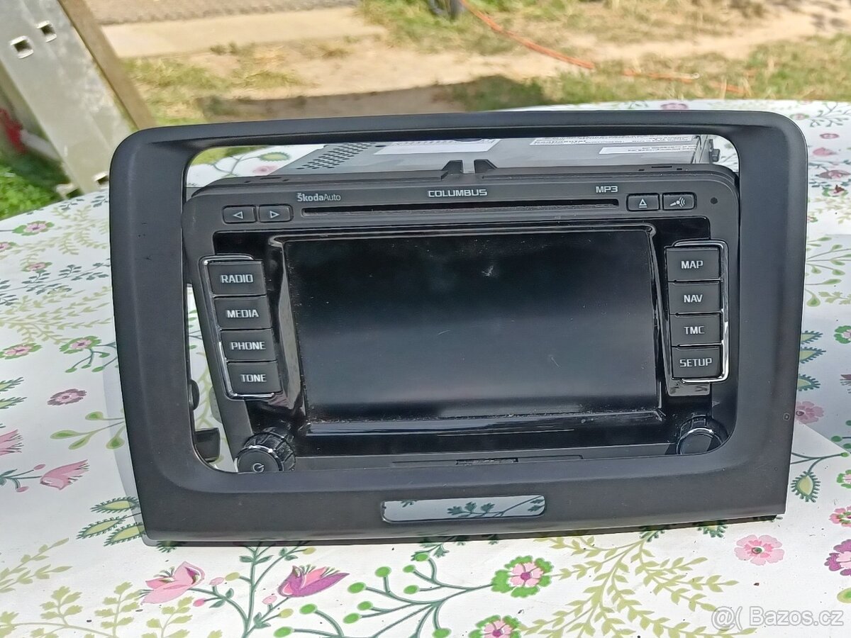 Columbus RNS 510 + handsfree + kamera