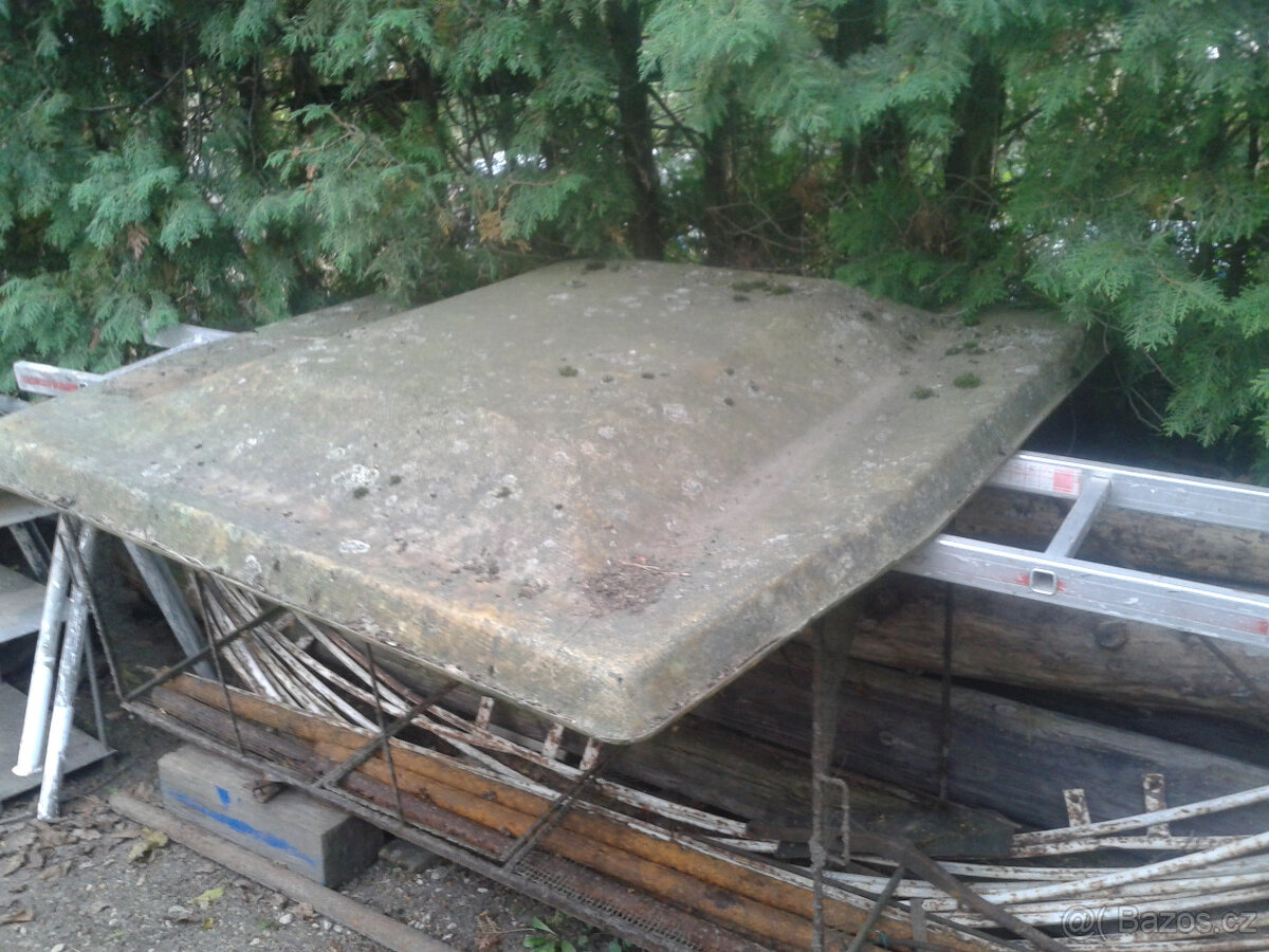 STŘECHA 6911