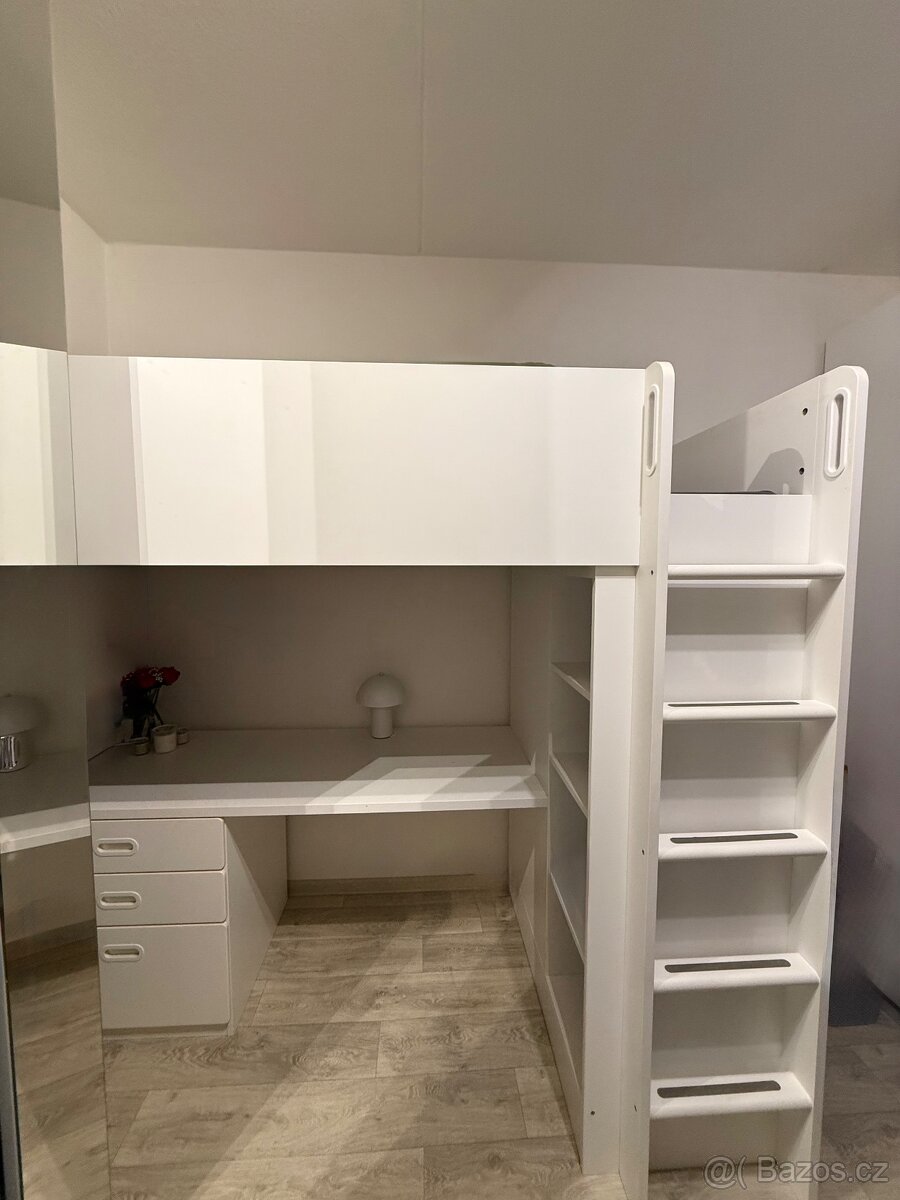 Patrová postel bílá se psacím stolem se 4 zásuvkami IKEA
