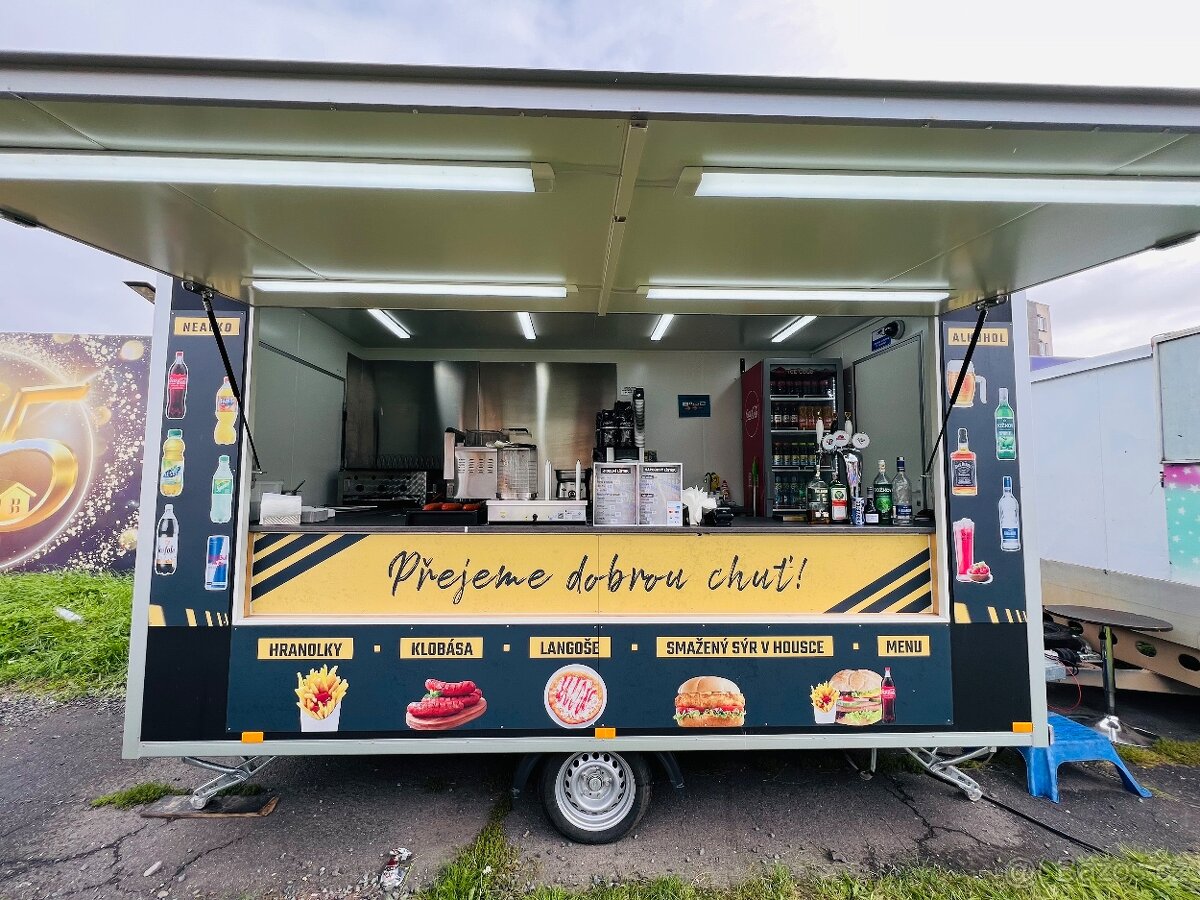 Pojízdný prodejní stánek food truck