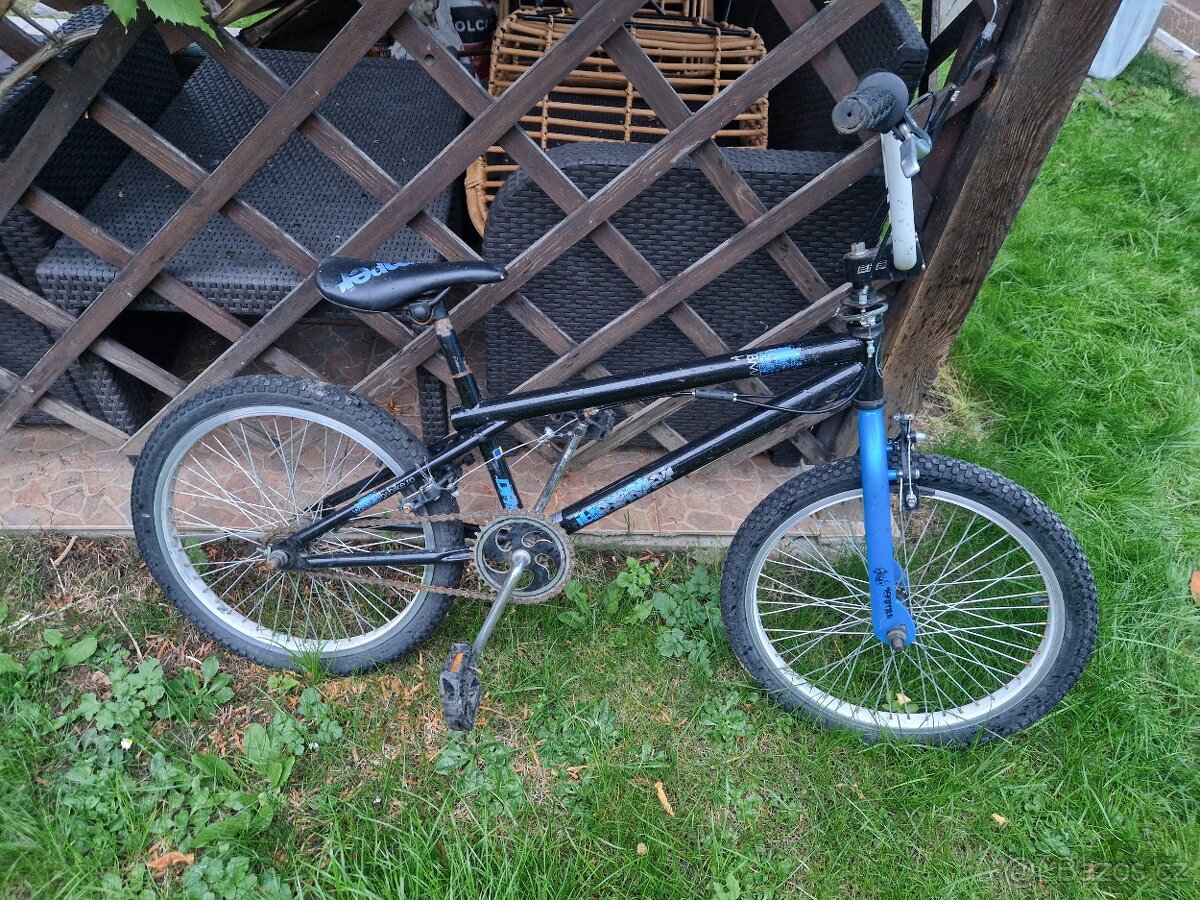 Prodám kolo typu BMX