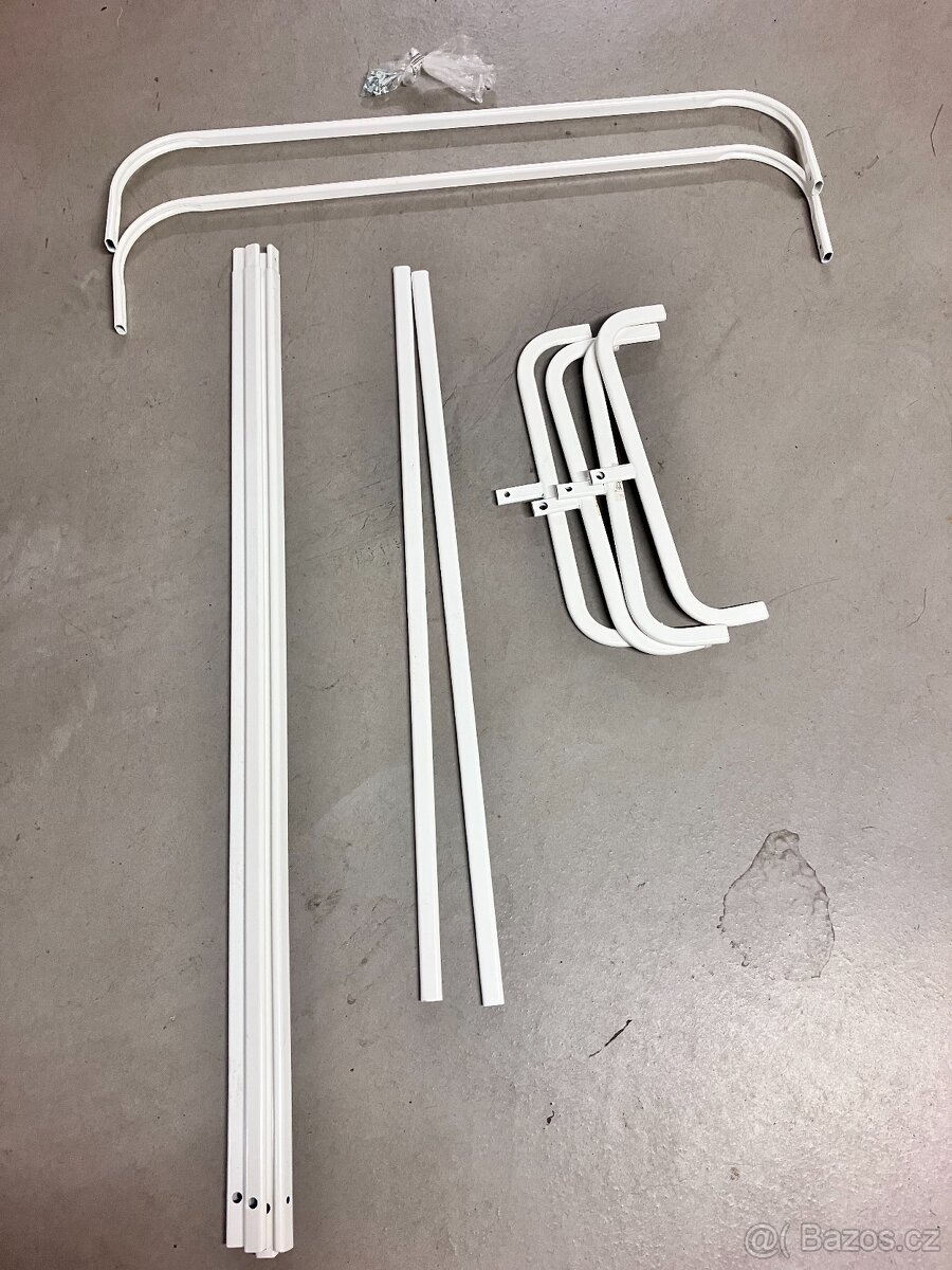 2x Šatní stojan IKEA