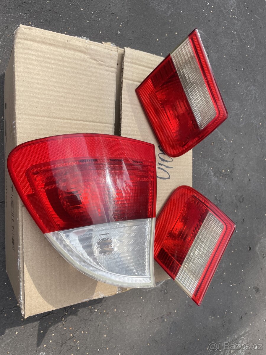 E46 touring zadní světlo pravé