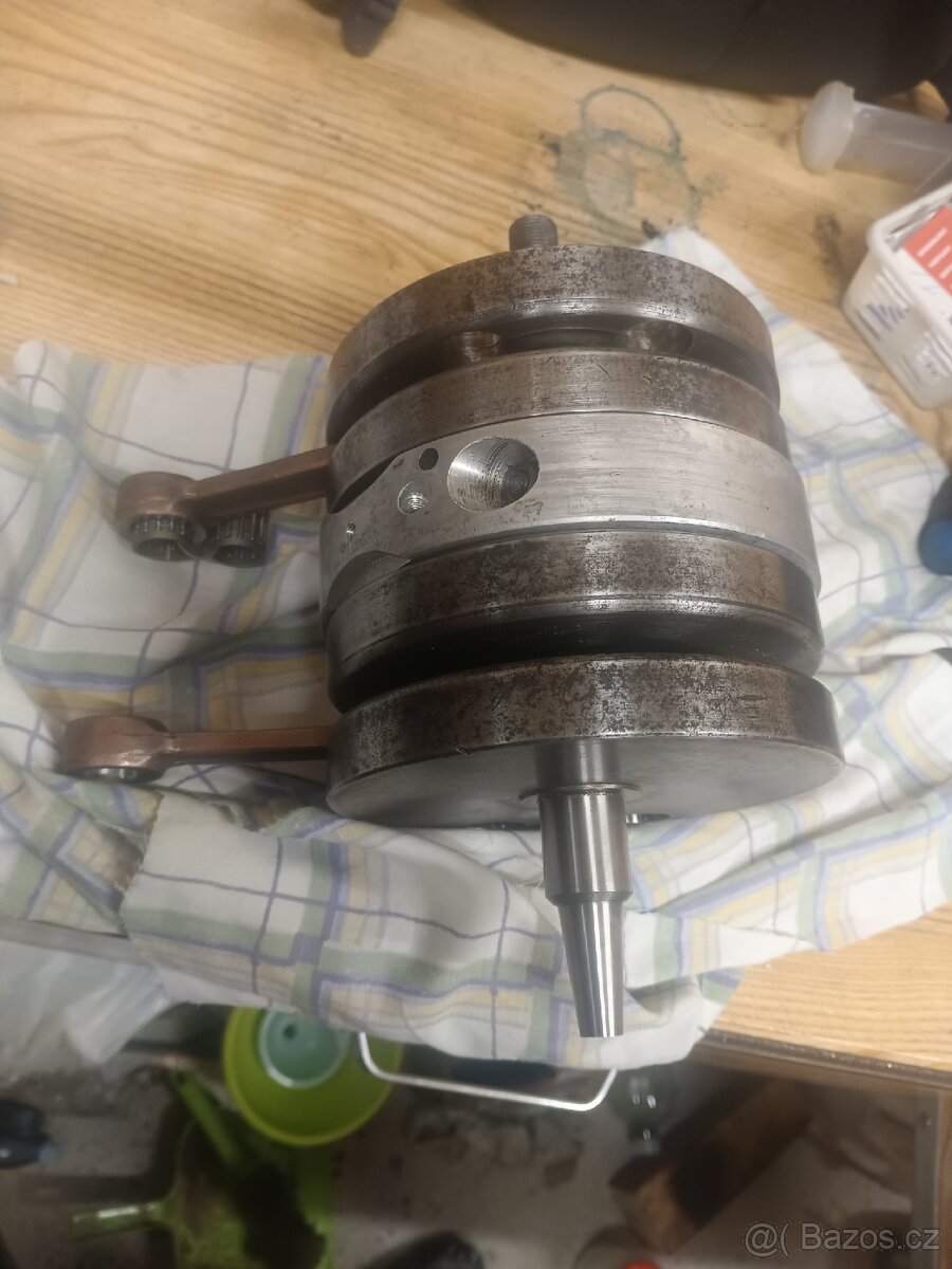 Klikový hřídel Jawa 350/354