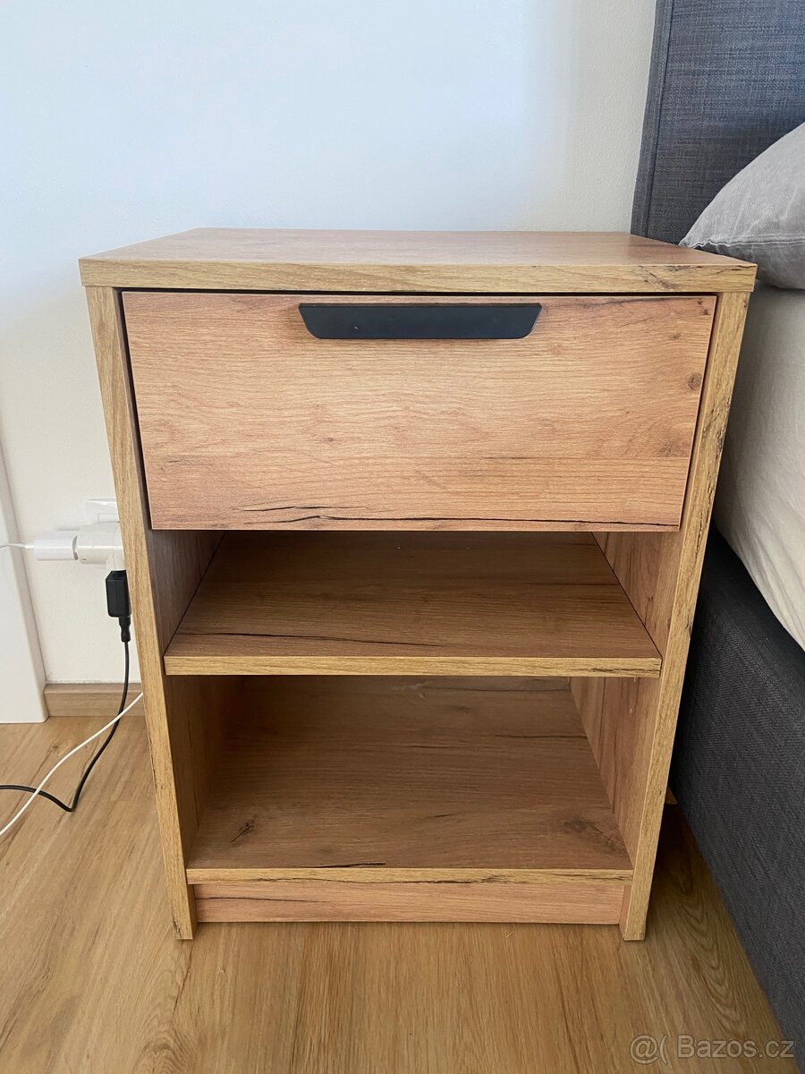 Nocni stolky