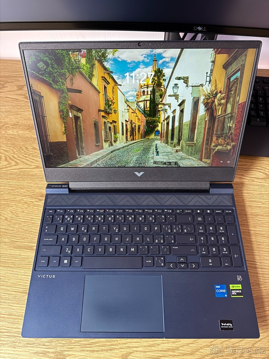 HP Victus 15 – i5-12500H / RTX 4060 / 16 GB RAM / 1 TB SSD –