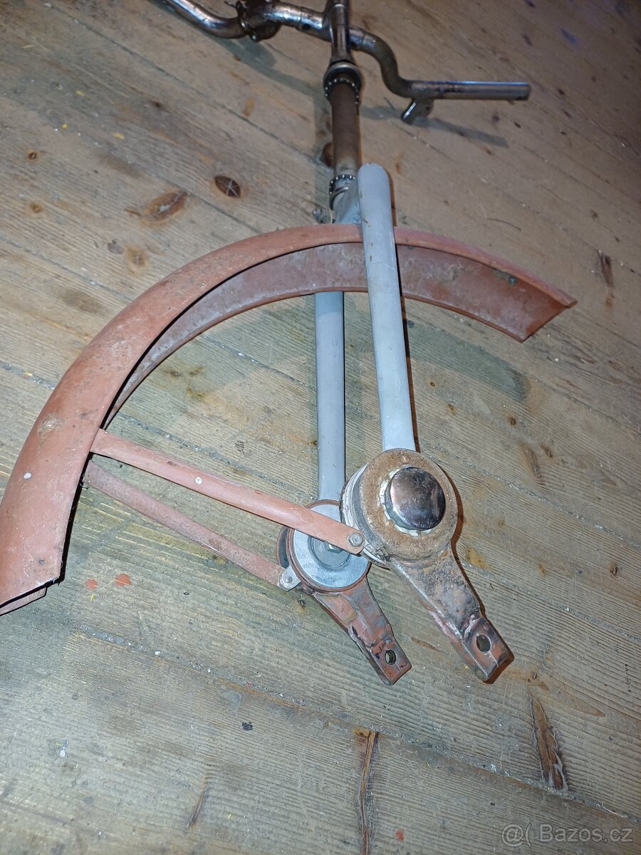 Stadion S1,S11,Puková vidlice,vidlice smrti,moped