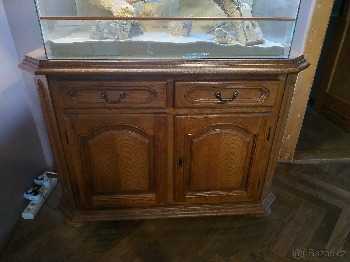 Komoda rustikální