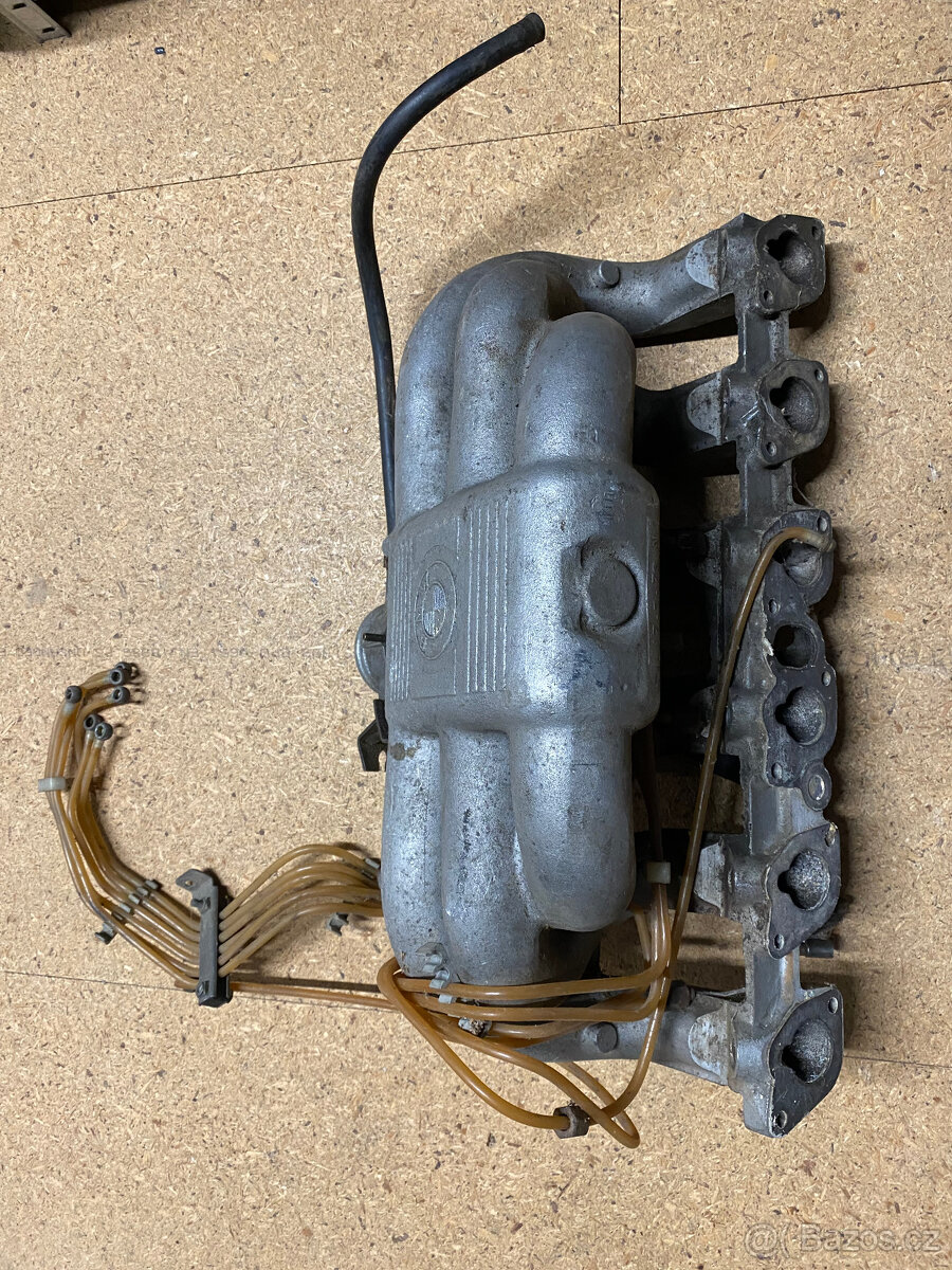 Sani BMW 323i E21 komplet č. 1266140