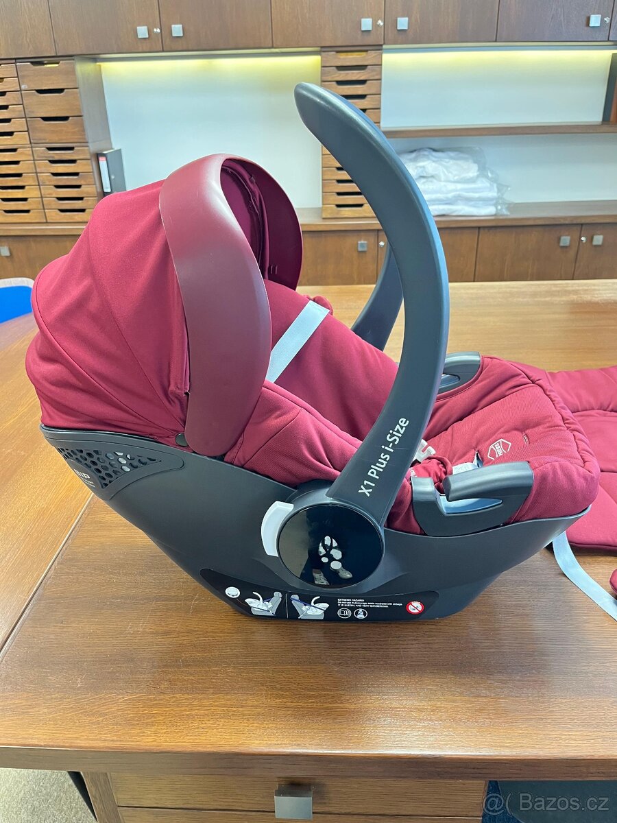 Autosedačka XS Plus i-Size Bordó Red