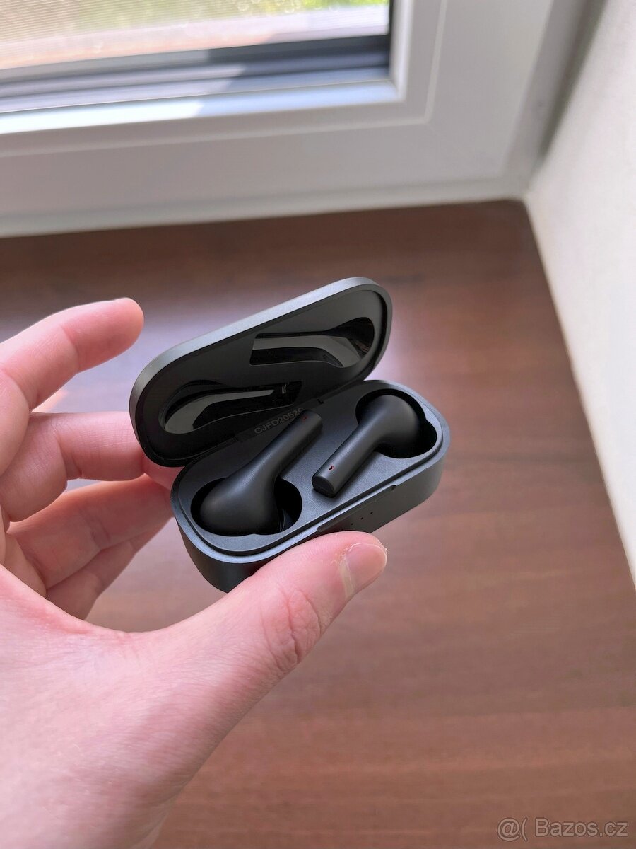 Aukey EP-T21S -- Bezdrátová TWS sluchátka -- Rozbaleno