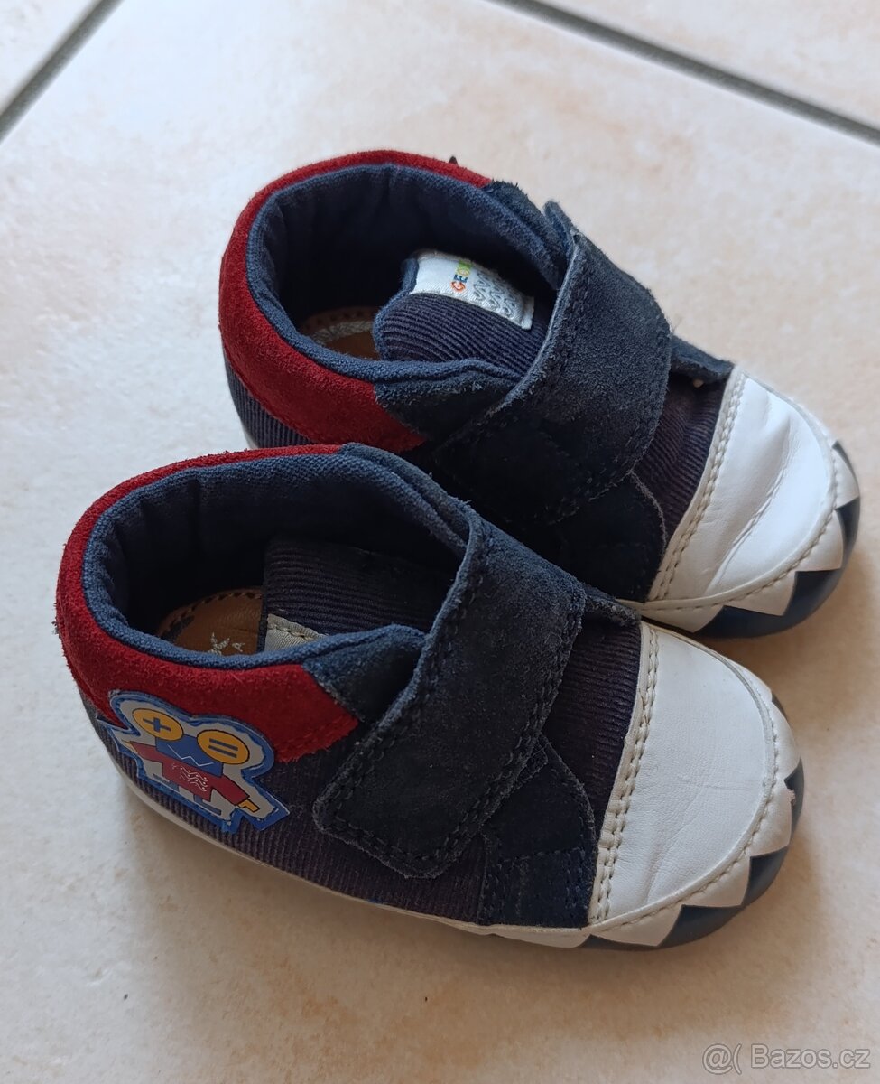 Kožené tenisky capáčky Geox vel. 20