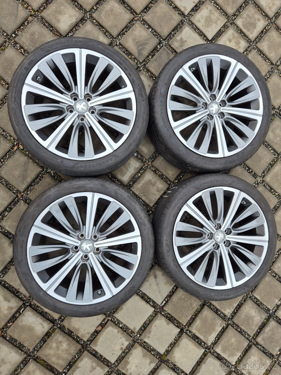 19" ALU disky + Goodyear Eagle F1