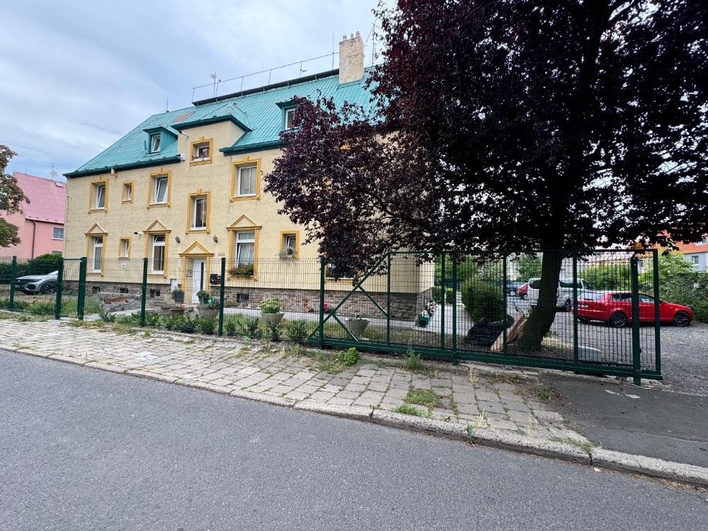 Pronájem bytu 3+1 v Chomutově