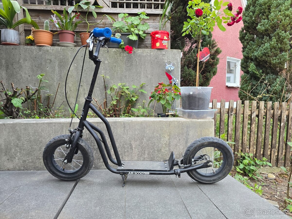 Koloběžka STIGA Air Scooter 12"