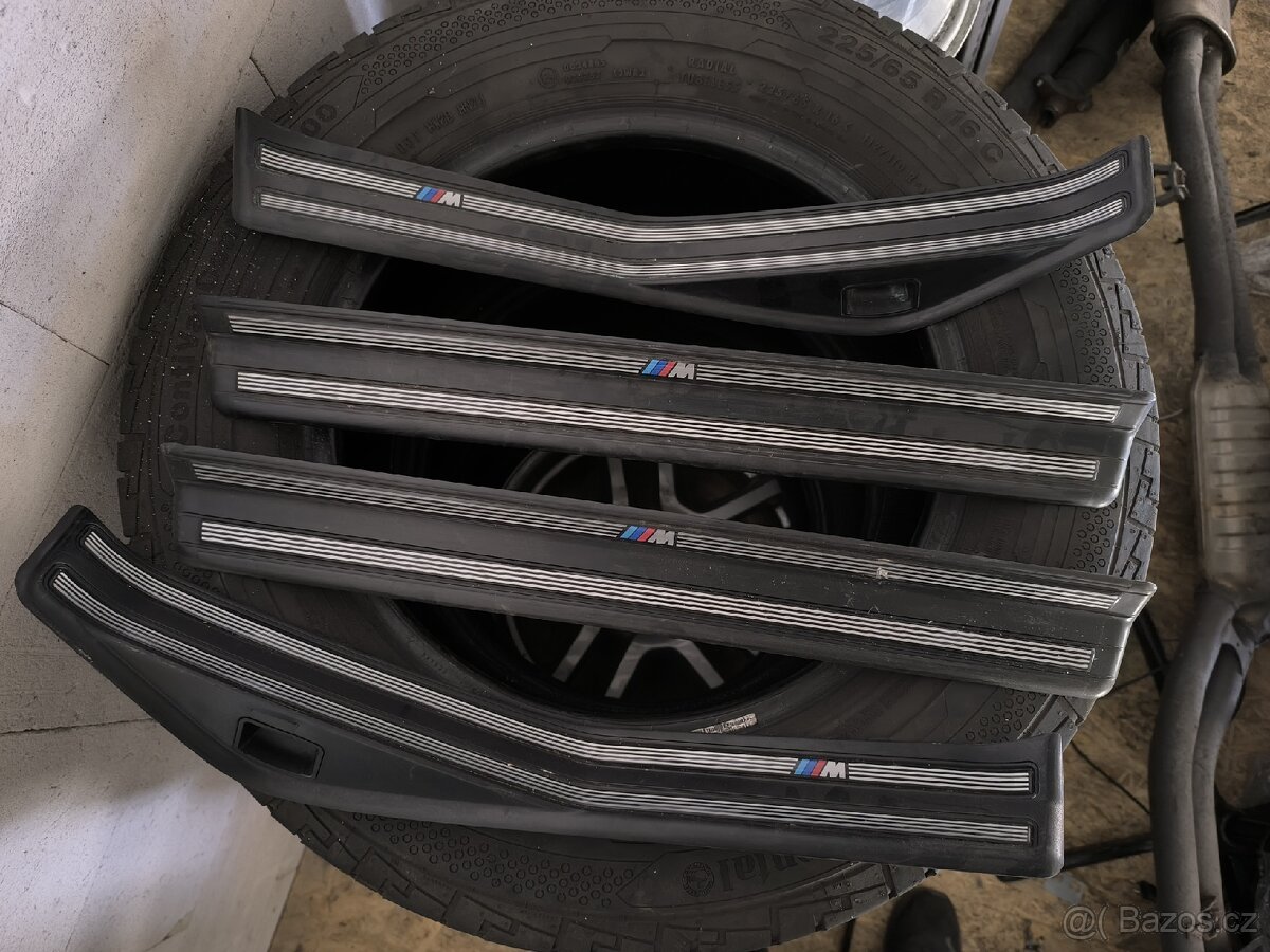 BMW E46 M-paket nášlapy